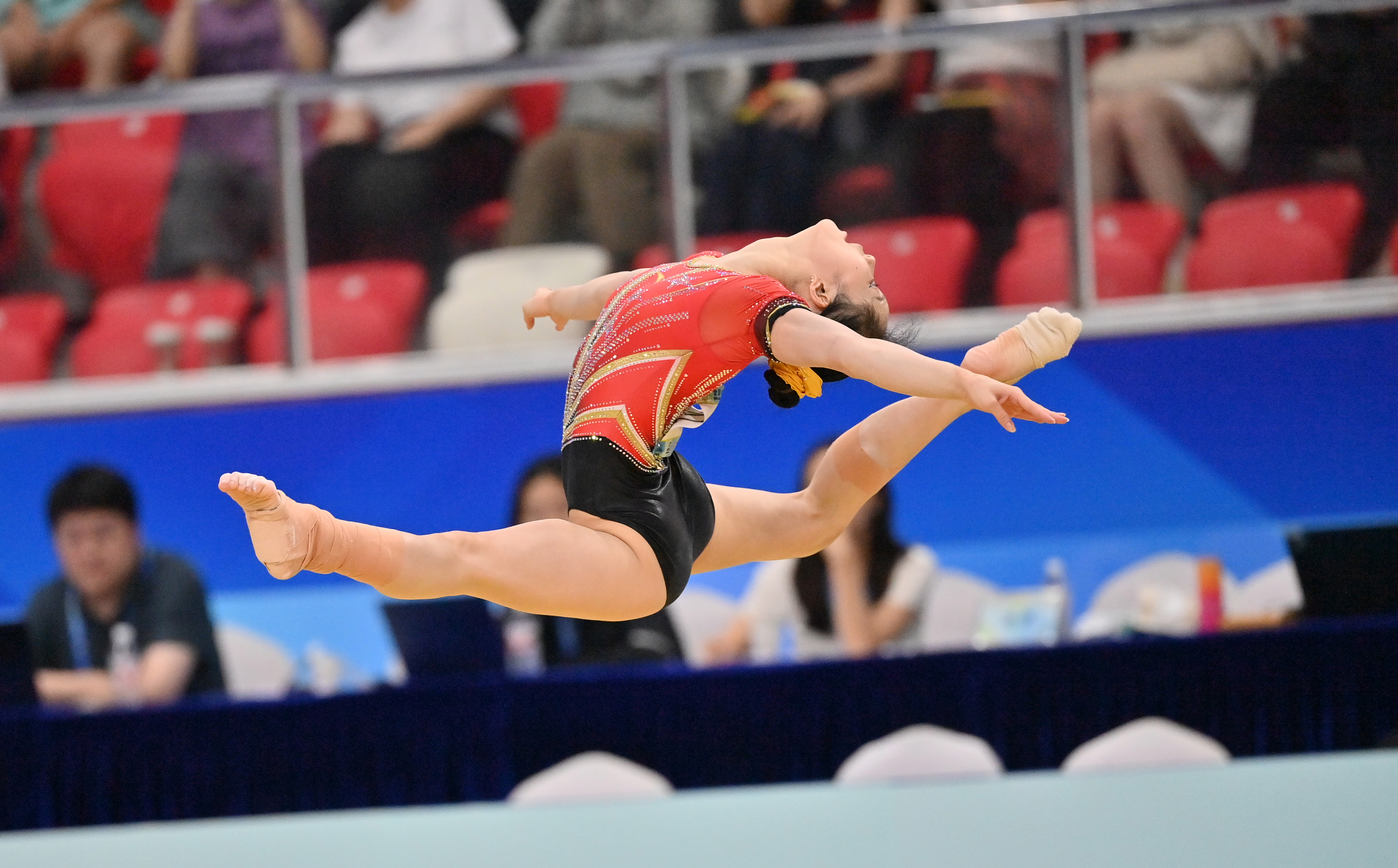 关于体操小组赛落幕,强队悉数晋级的信息 关于体操小组赛落幕,强队悉数晋级的信息