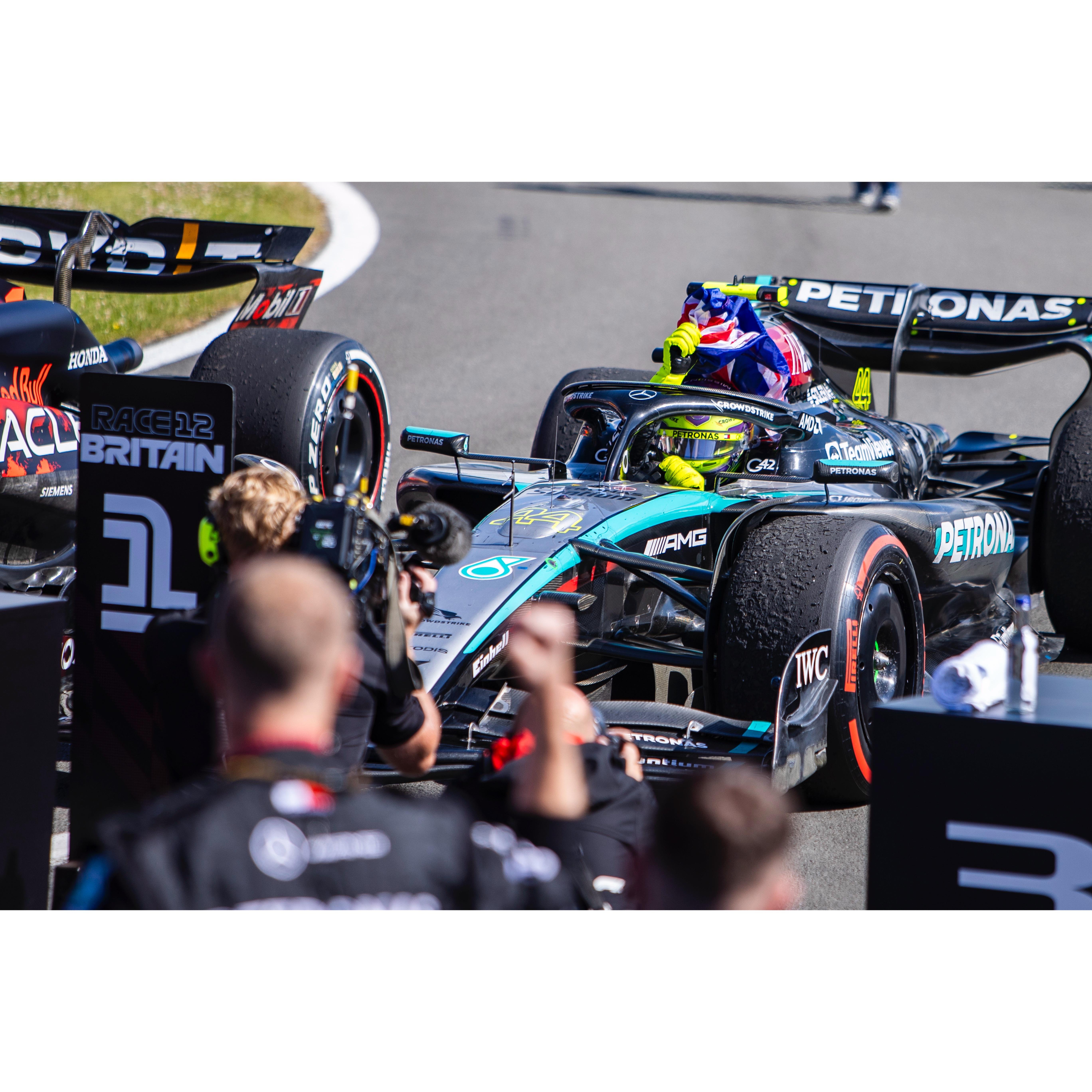 威廉姆斯鏖战梅赛德斯,汉密尔顿惊艳四座 威廉姆斯鏖战梅赛德斯,汉密尔顿惊艳四座