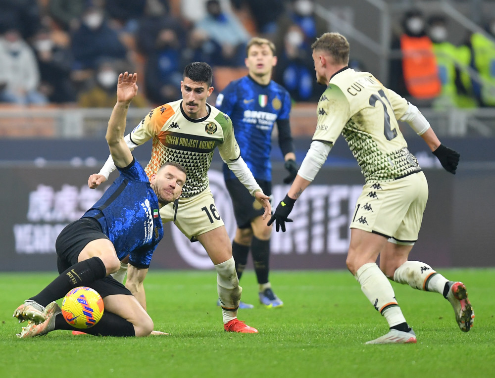 罗马碾压国际米兰,托尼惊艳四座 罗马碾压国际米兰,托尼惊艳四座