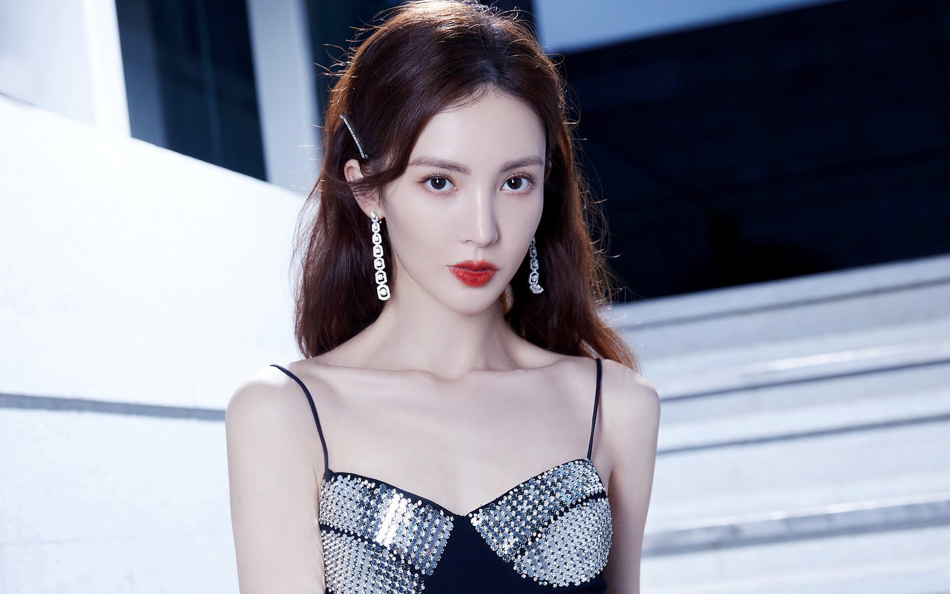 封印松动,当喀麦隆的铁蹄踏过比利时,维尼修斯在旧大陆的星光下正名