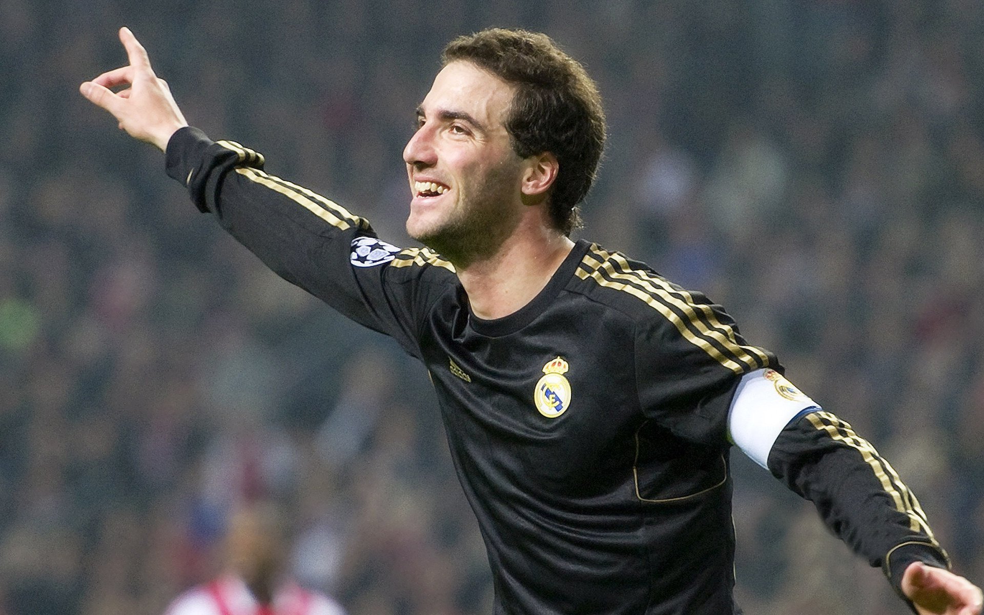 唯一性，当贝林厄姆在东京上空刻下现代中场的全新定义